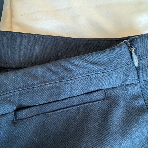 J. Jill Precision Stretch Pants in Navy - Size 10 - Picture 3 of 8